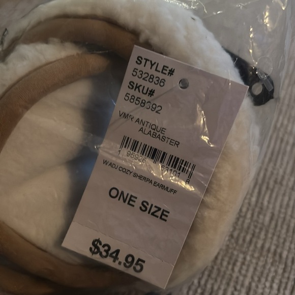 NWT!! Lands End Cozy Sherpa Gaiter and Ear Muff Set, Antique Alabaster White - Picture 12 of 12